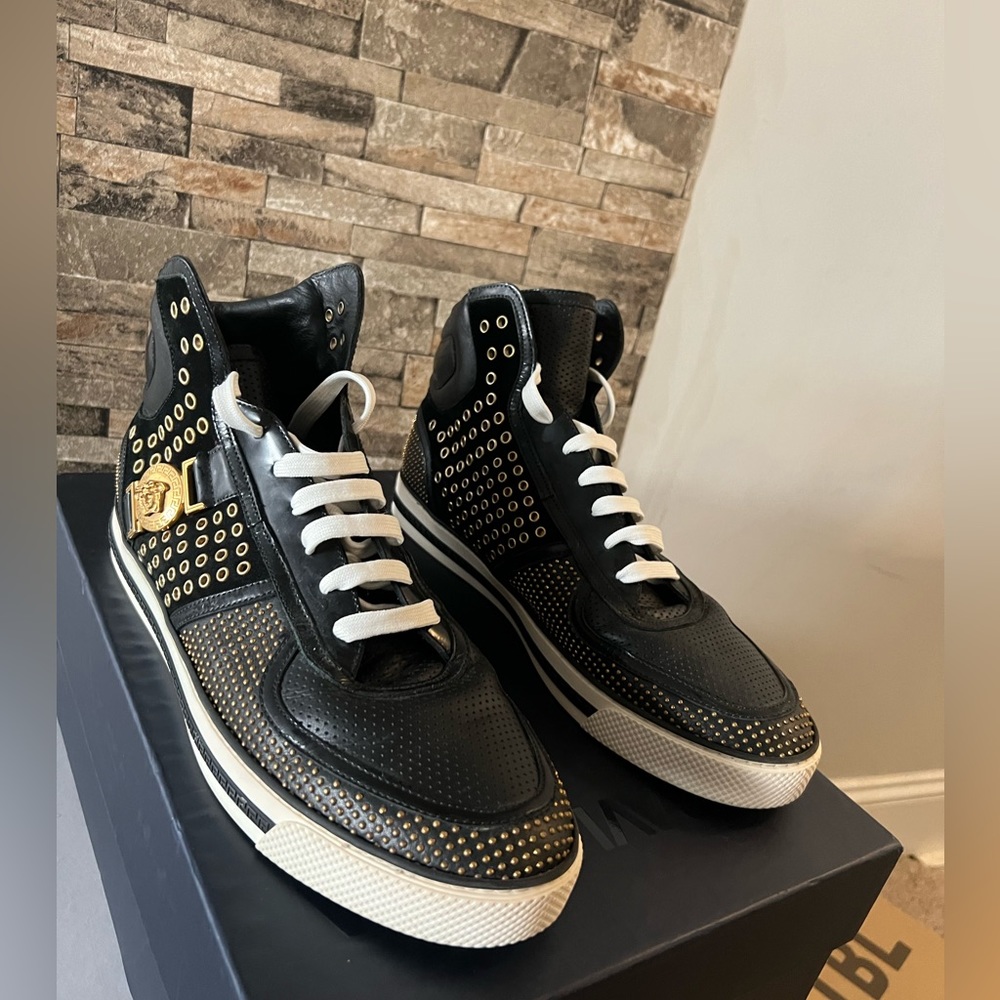 Versace